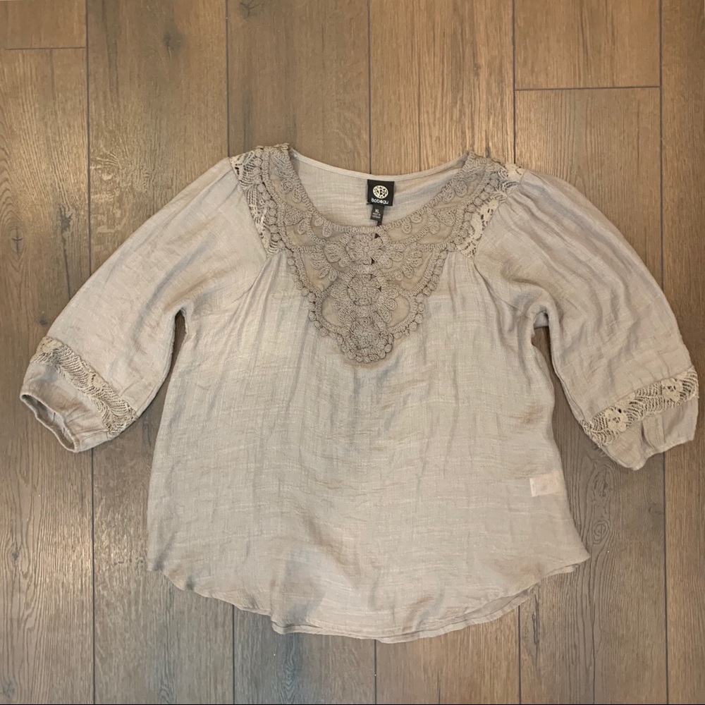 Boho Crochet Floral Detail 3/4 Sleeve Top